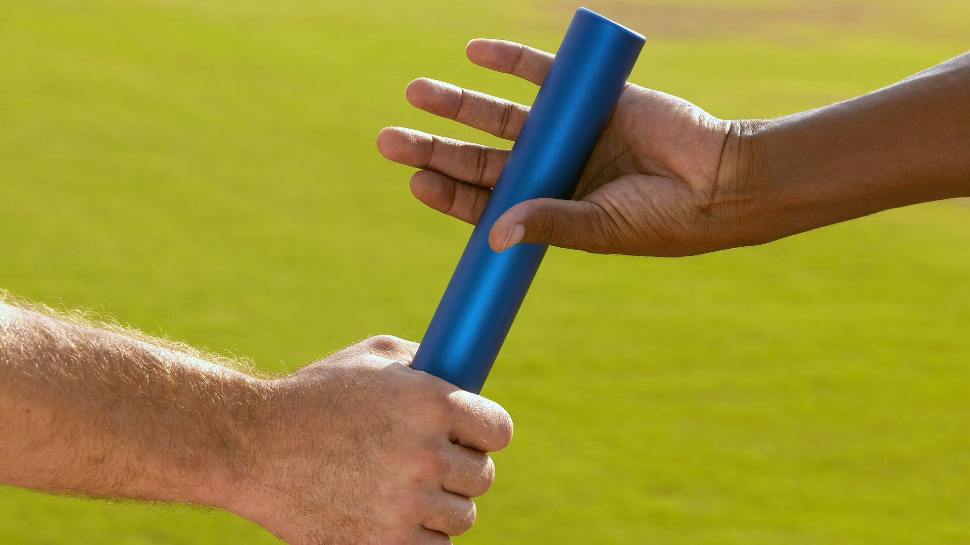 新闻中心国际合作项目签约成功,国际合作中心副主任